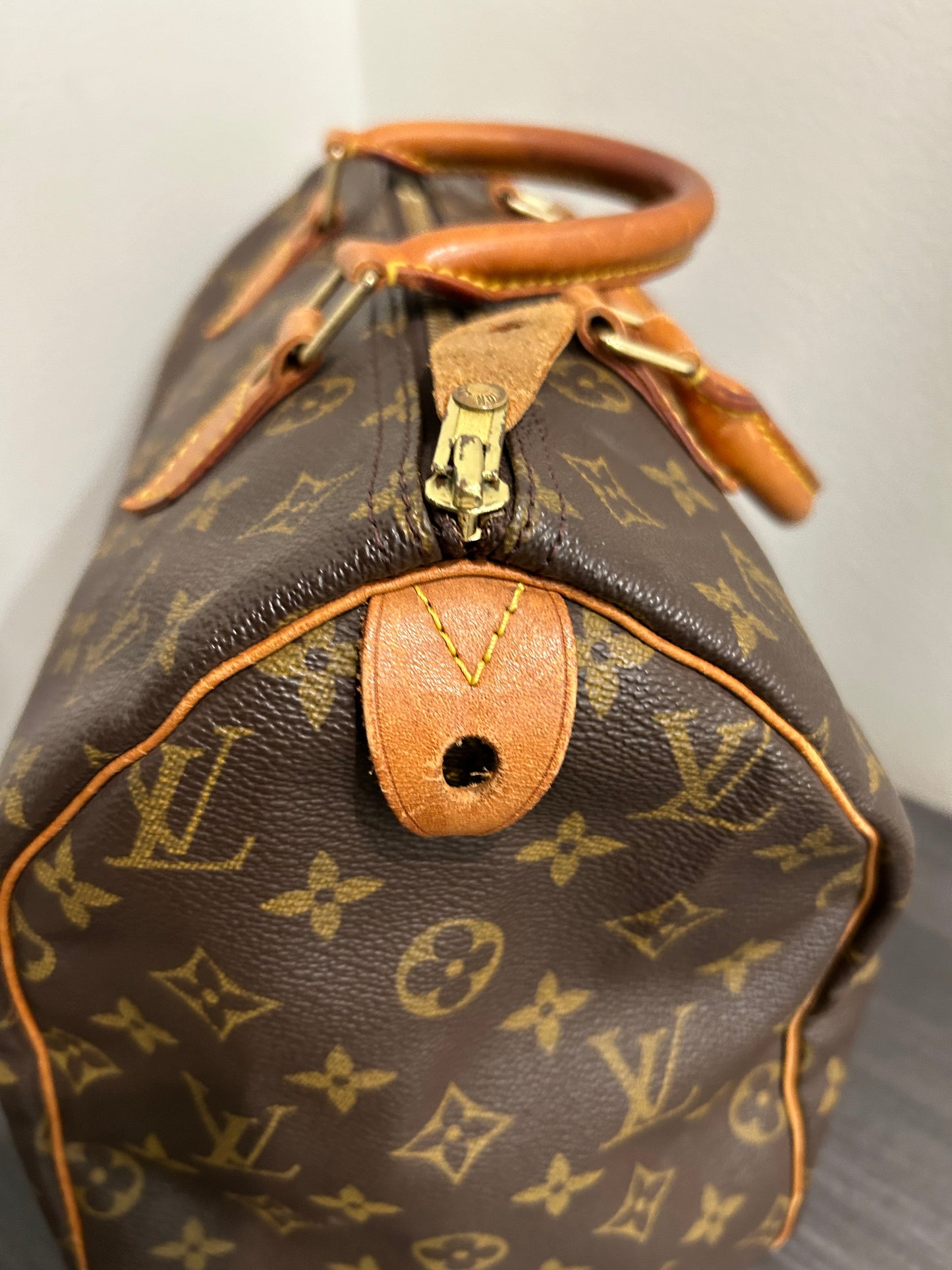 SOLD! Louis Vuitton Monogram Speedy 30