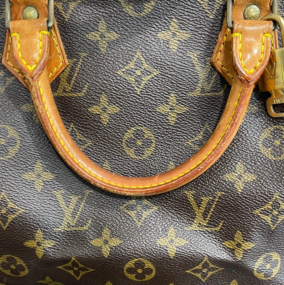 SOLD! Louis Vuitton Monogram Speedy 30 with Lock & Key