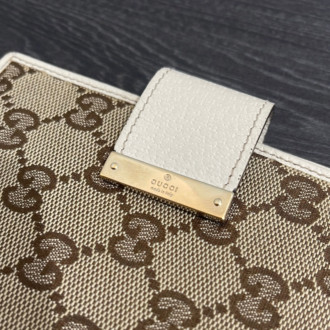 SOLD! Gucci GG Canvas Planner