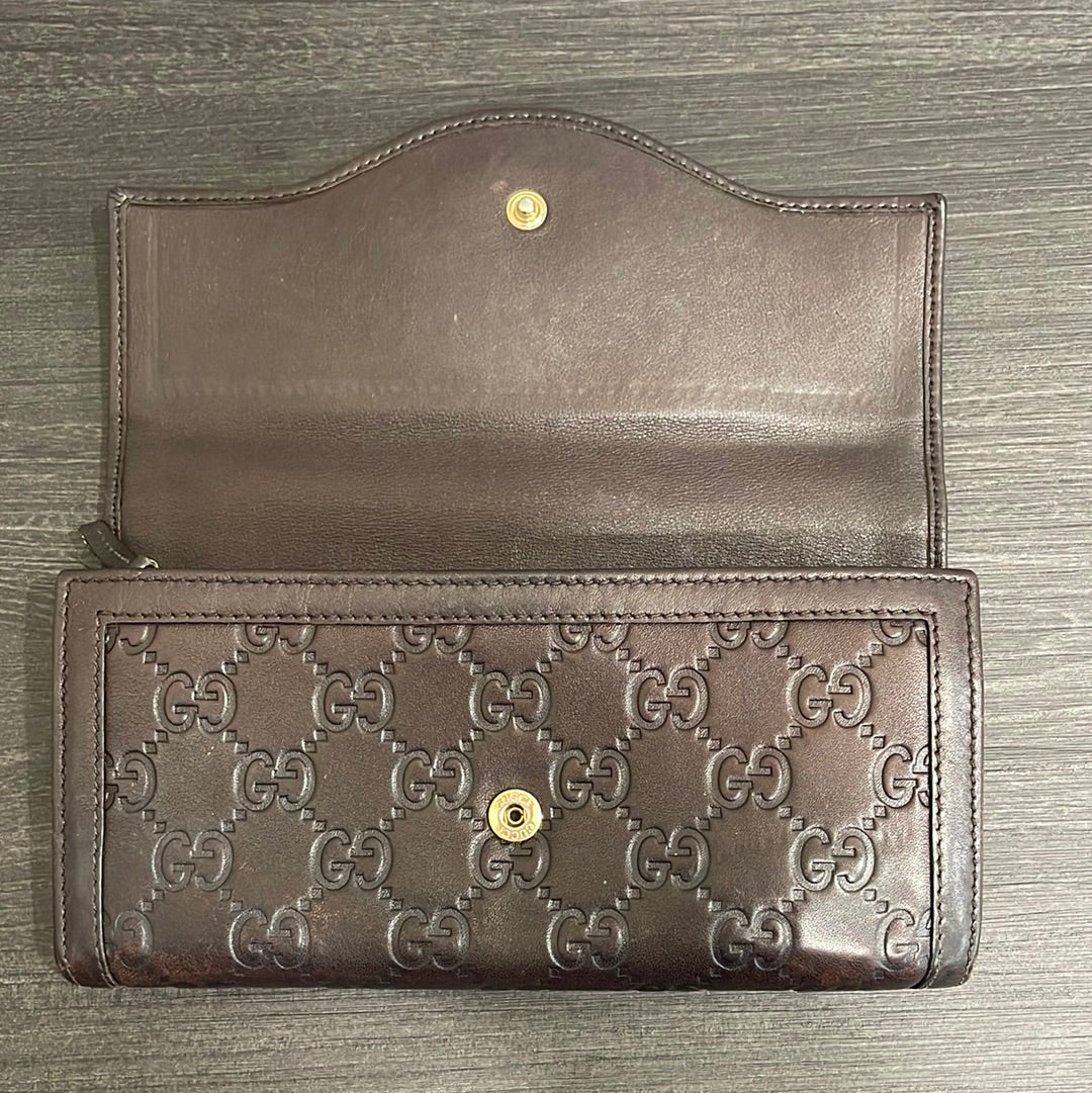 SOLD! Gucci GG Leather Wallet