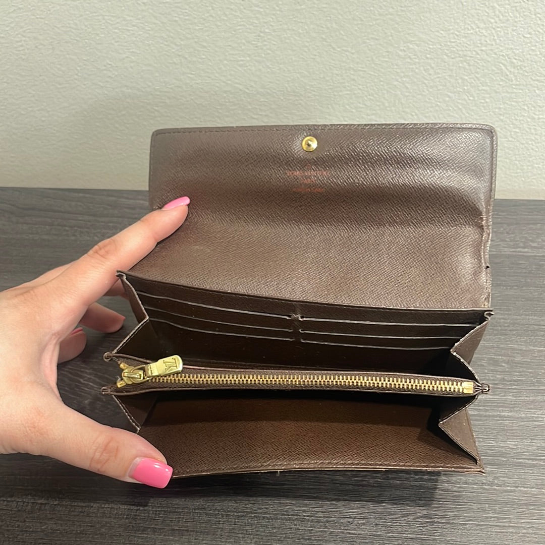 SOLD! Louis Vuitton Damier Wallet