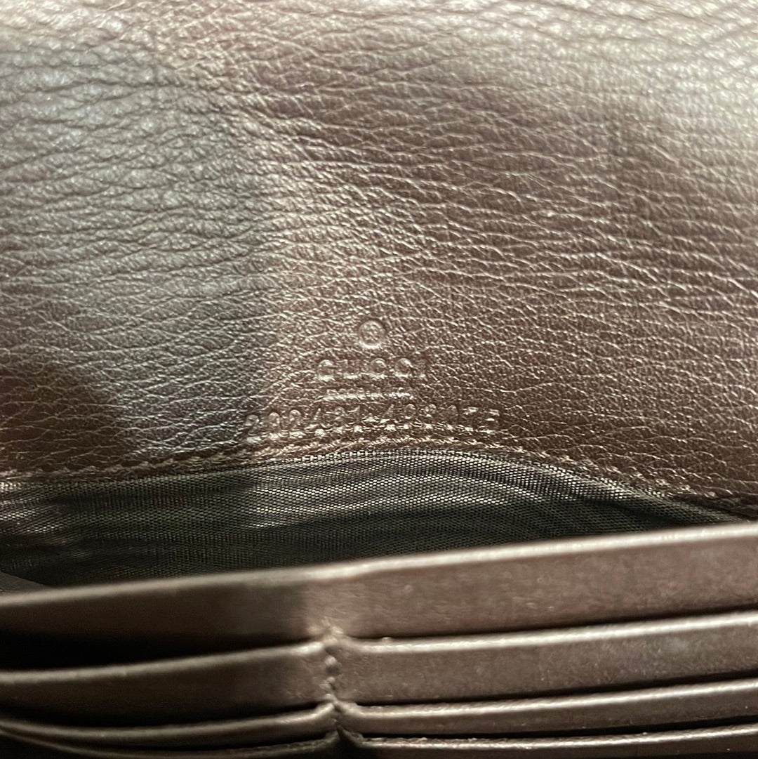 SOLD! Gucci GG Wallet
