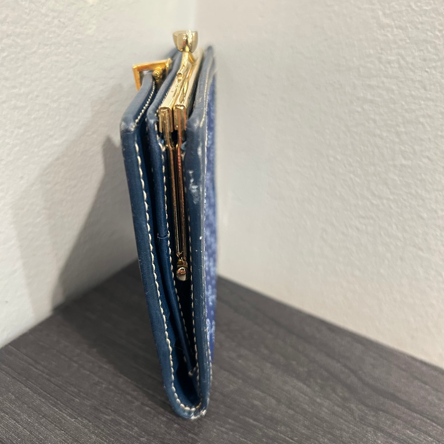 SOLD! Gucci Vintage Wallet