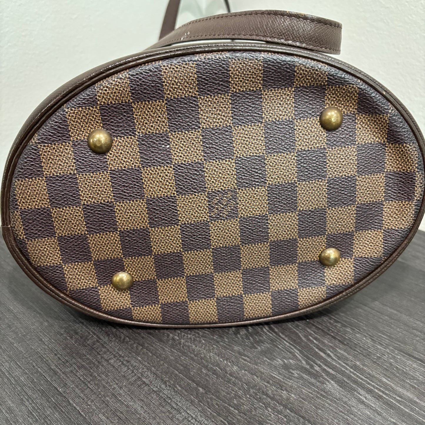 CLEARANCE #340 LOUIS VUITTON Damier Bucket PM