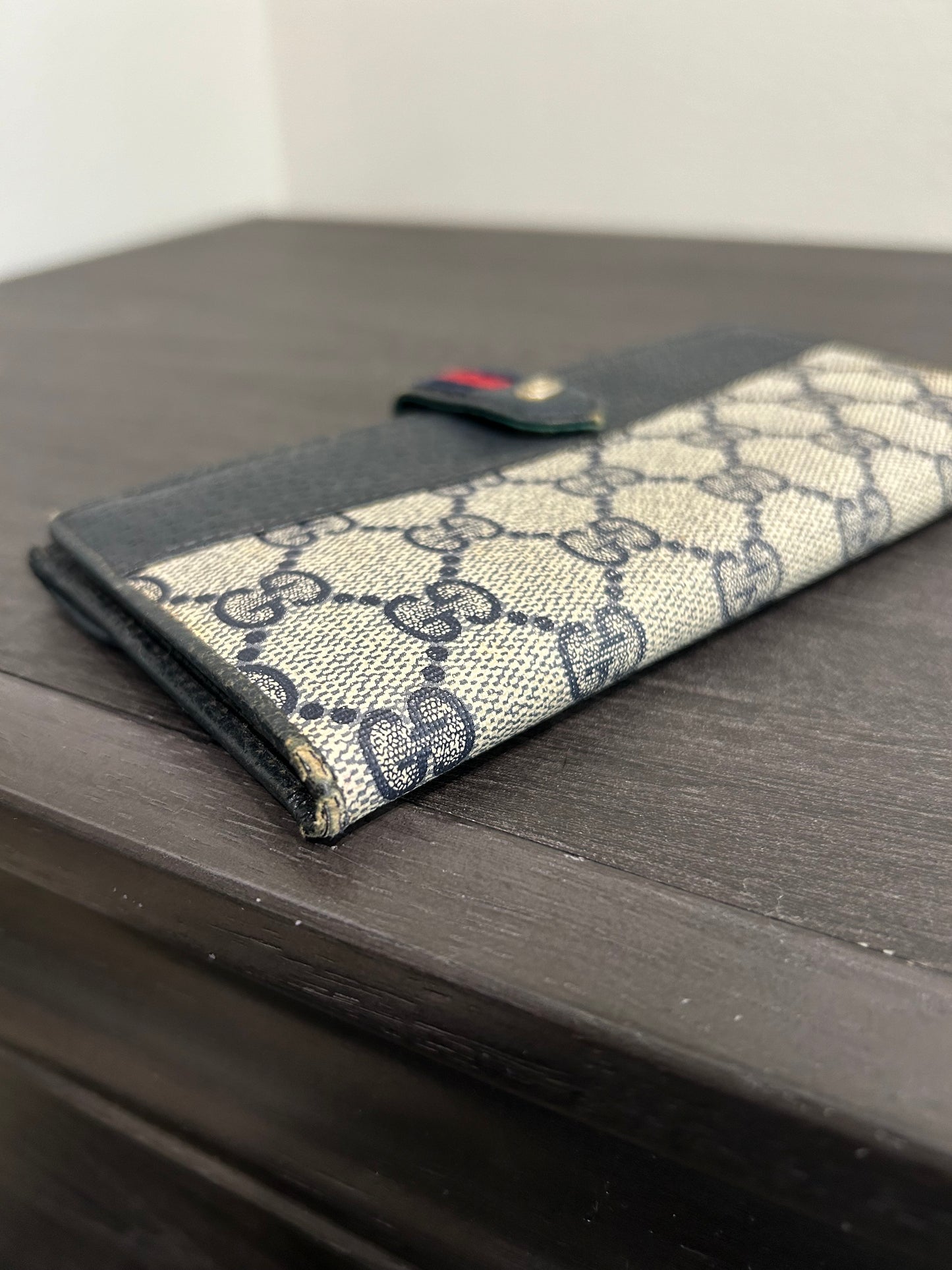 SOLD! Gucci Vintage Wallet