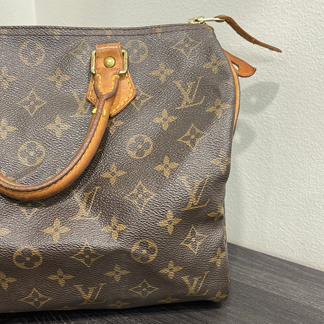 SOLD! Louis Vuitton Monogram Speedy 30