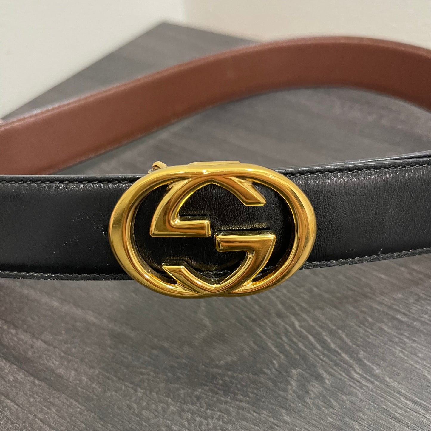 CLEARANCE Gucci Detachable Belt Buckle with Reversible Black/Brown Leather Belt 64/25