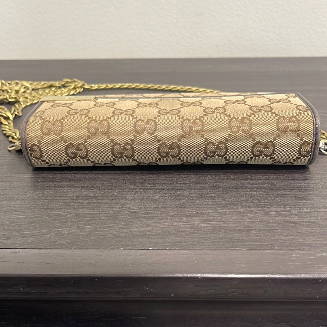 SOLD! Gucci GG Wallet on Chain