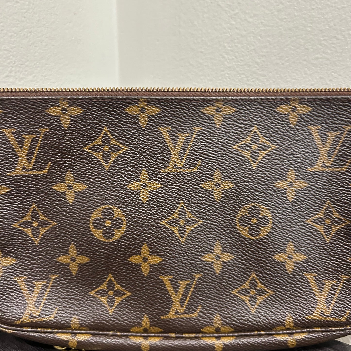 Louis Vuitton Pochette