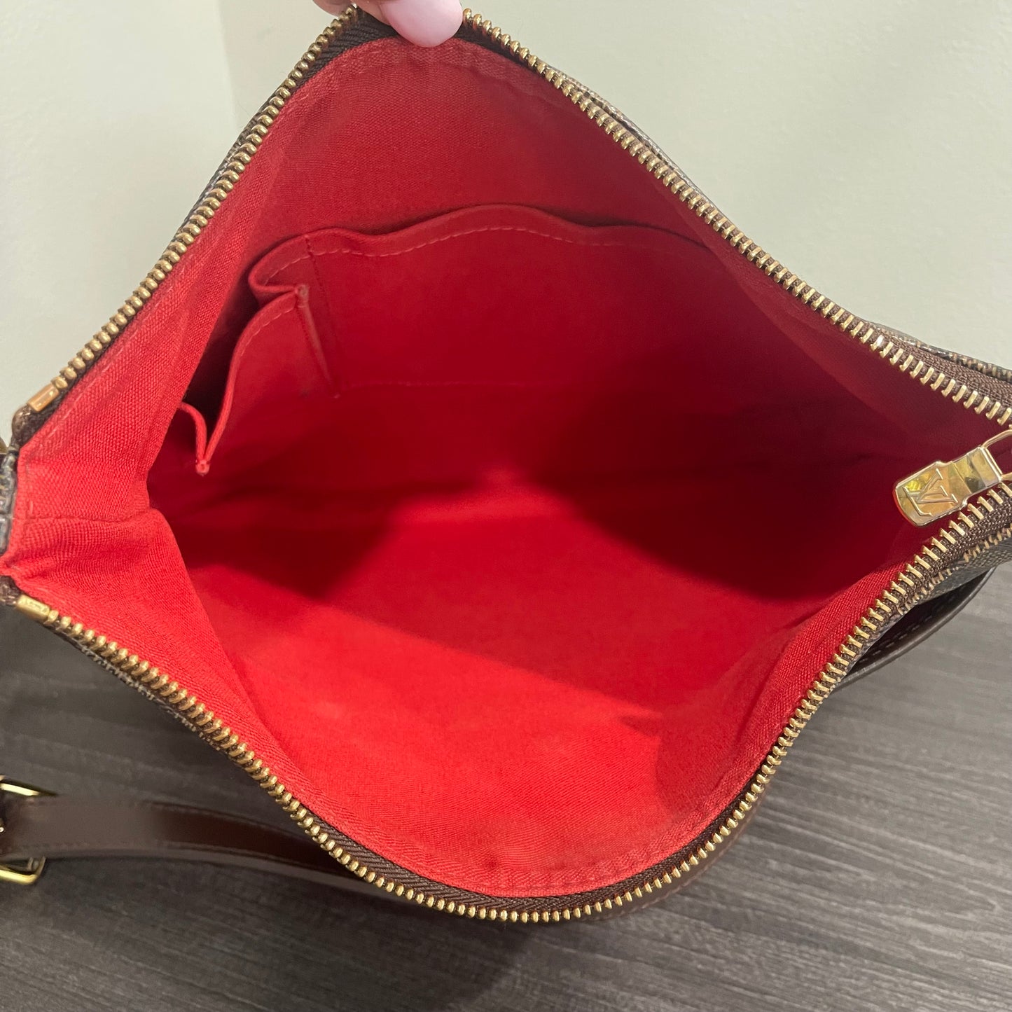 SOLD! Louis Vuitton Damier Ebene Bloomsbury Crossbody