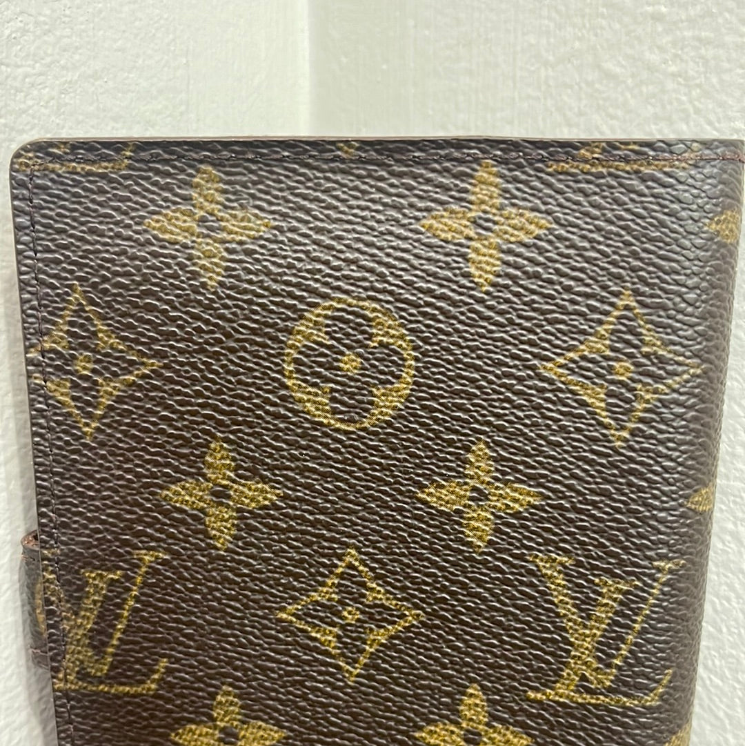 SOLD! Louis Vuitton Monogram Agenda PM
