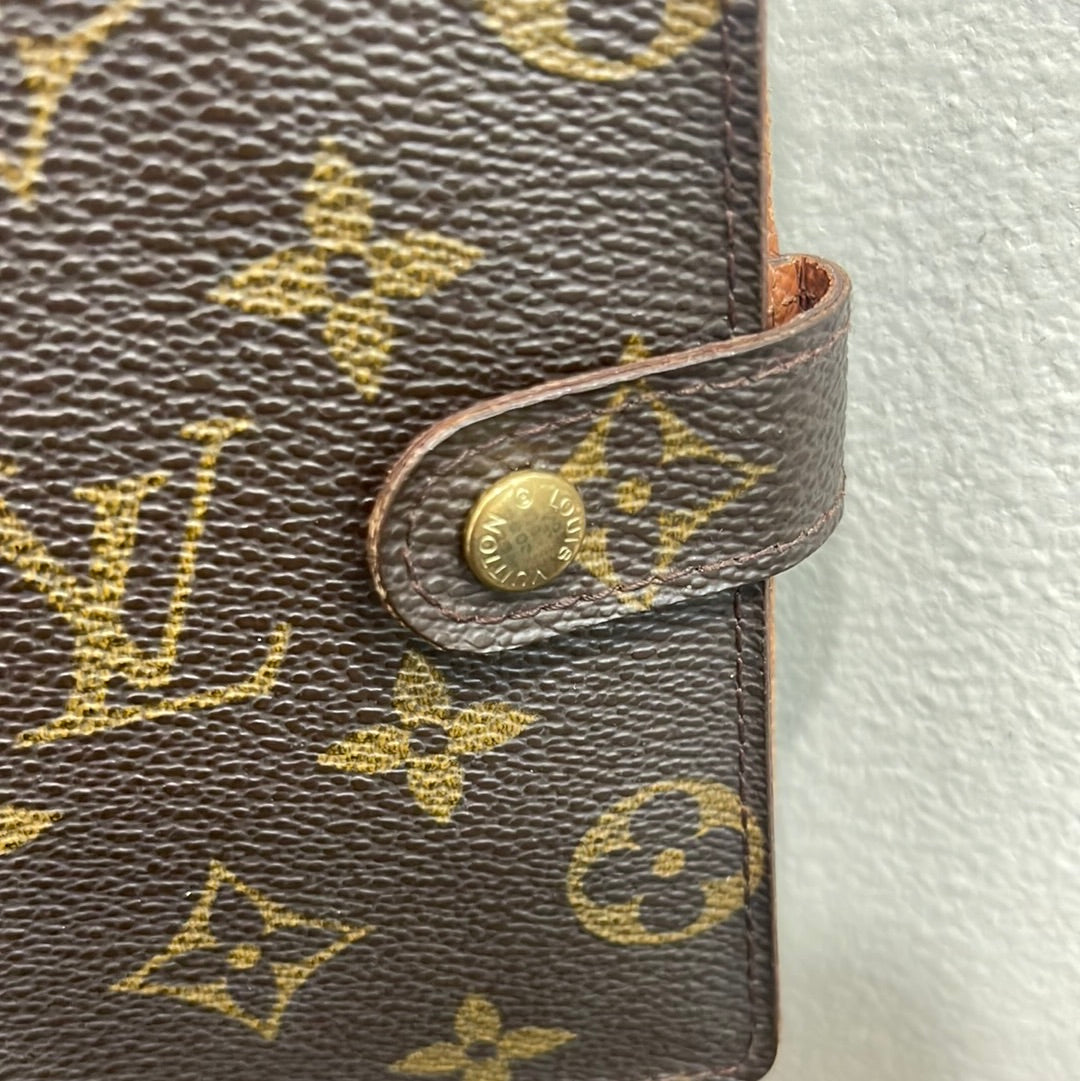 SOLD! Louis Vuitton Agenda PM