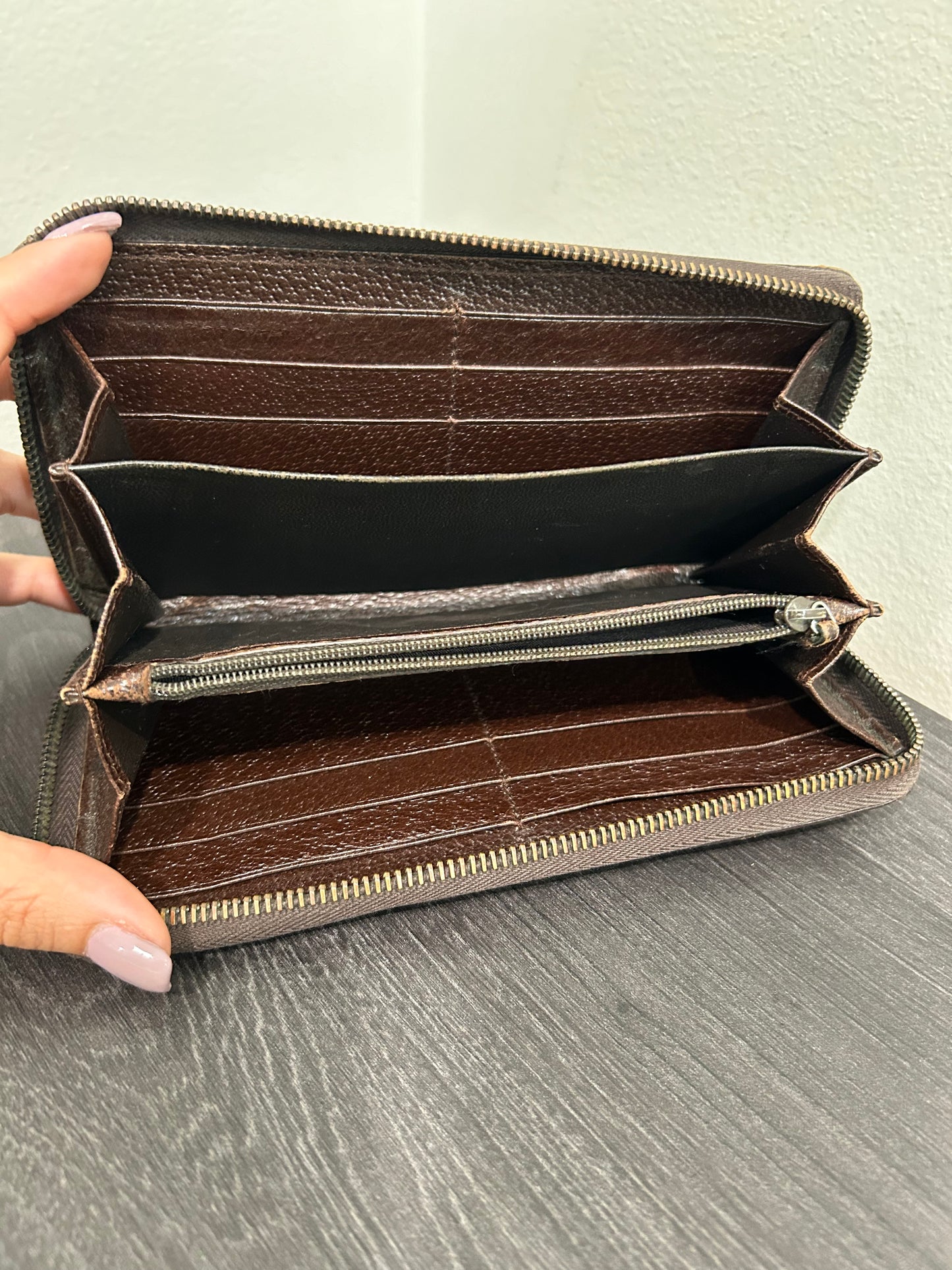 SOLD! Gucci GG Wallet