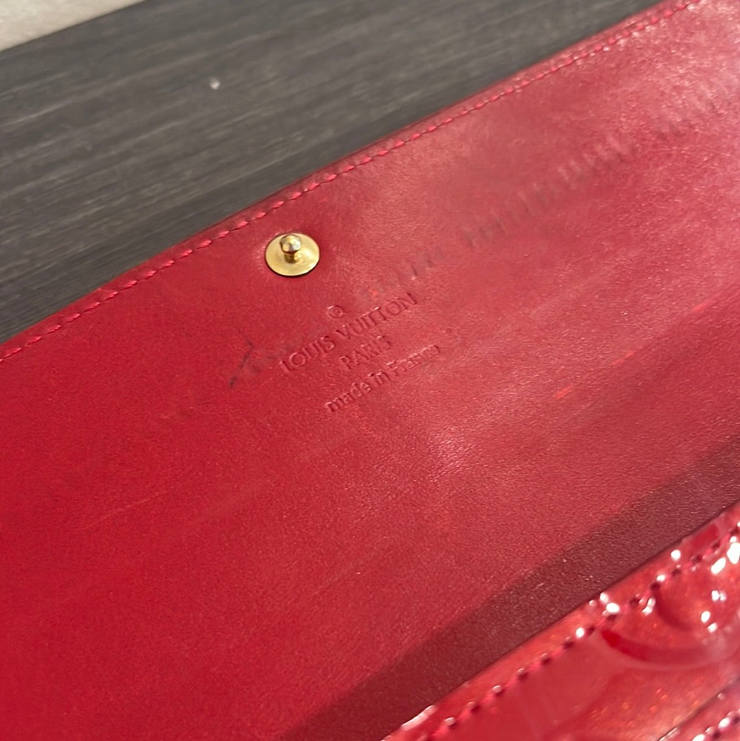 SOLD! Louis Vuitton Vernis Wallet on Chain