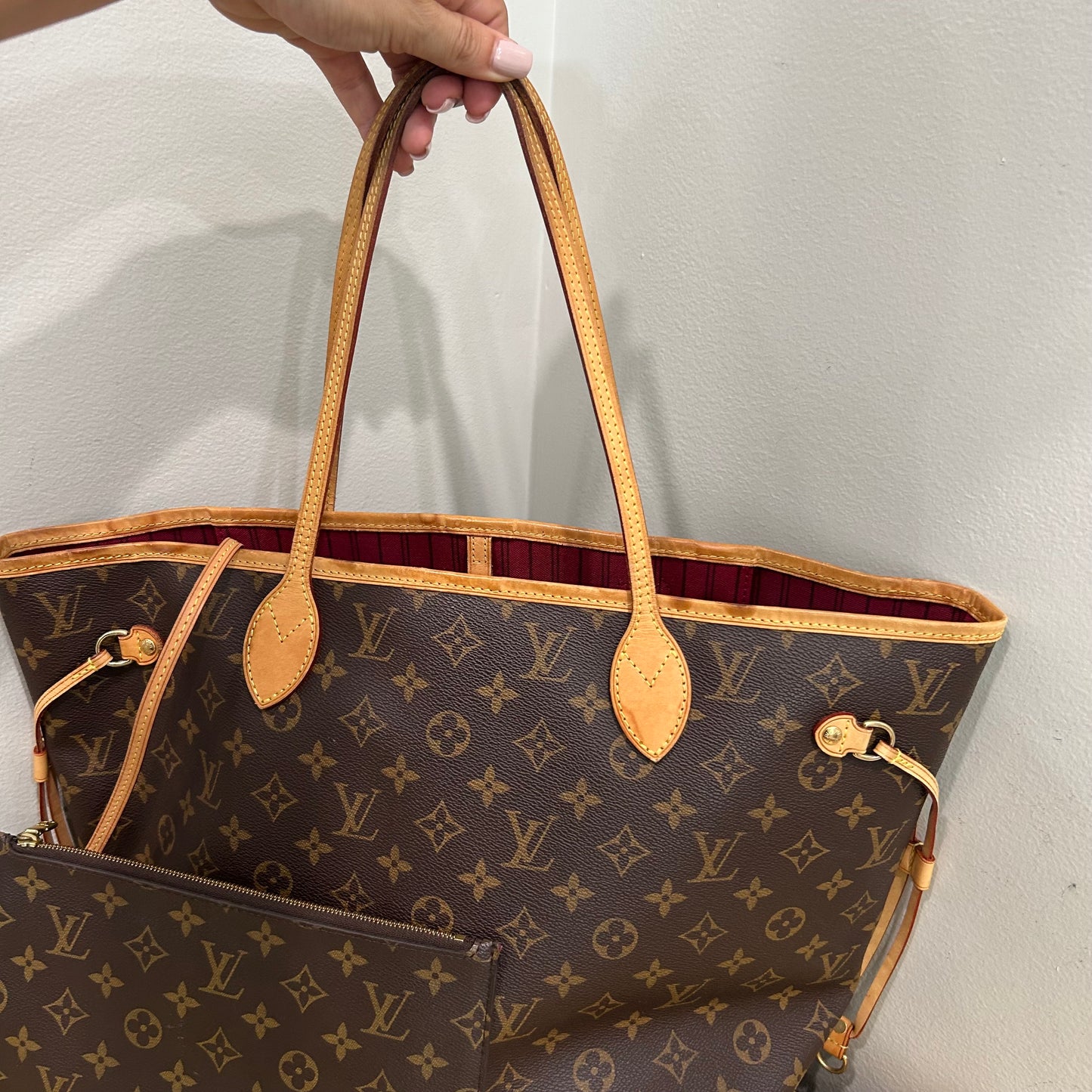 CLEARANCE #207 LOUIS VUITTON Neverfull MM w/ Pouch