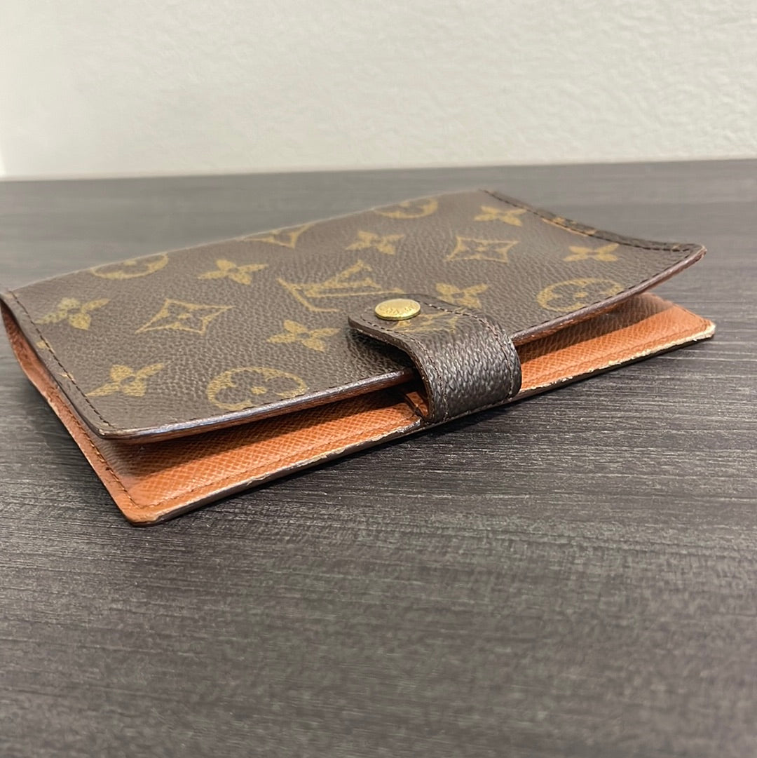 SOLD! Louis Vuitton Monogram Agenda PM