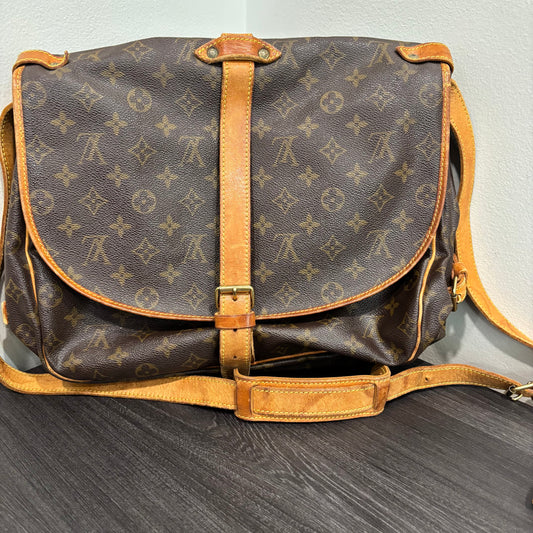 #343 LOUIS VUITTON Saumur 35