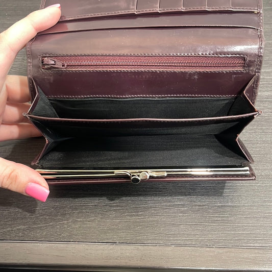 SOLD! Gucci Leather Wallet