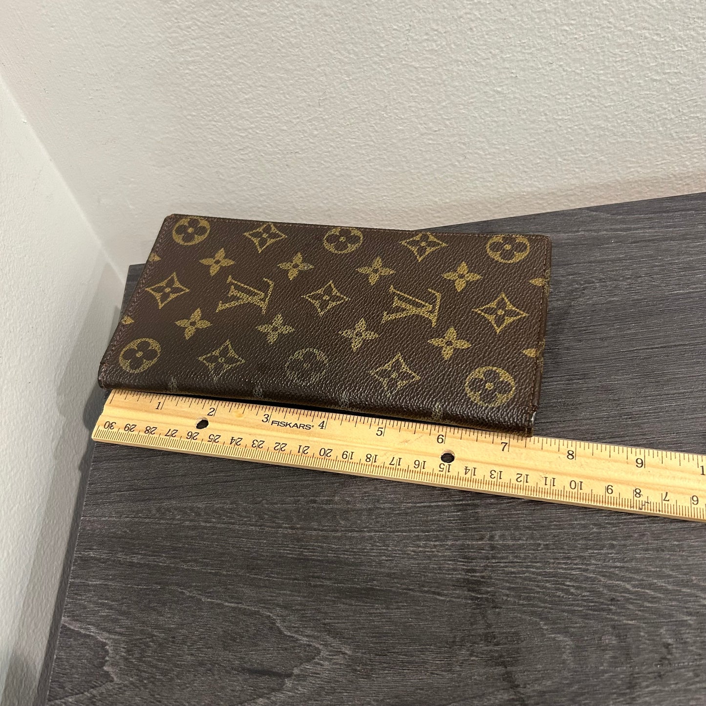 #101 LOUIS VUITTON Wallet