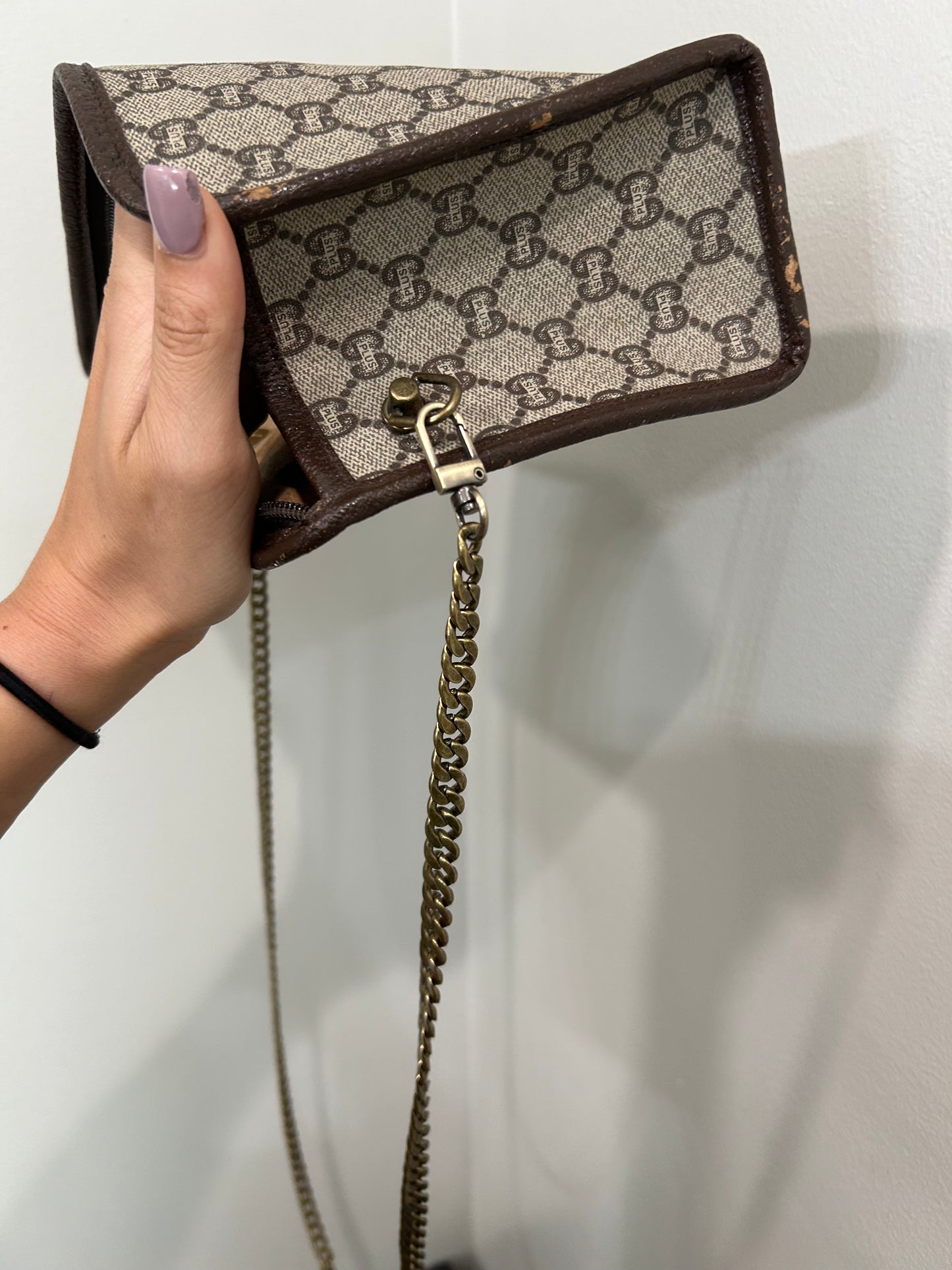 SOLD! Gucci Pouch on Chain