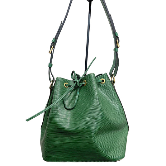 #8257 LOUIS VUITTON Green Petit Noe