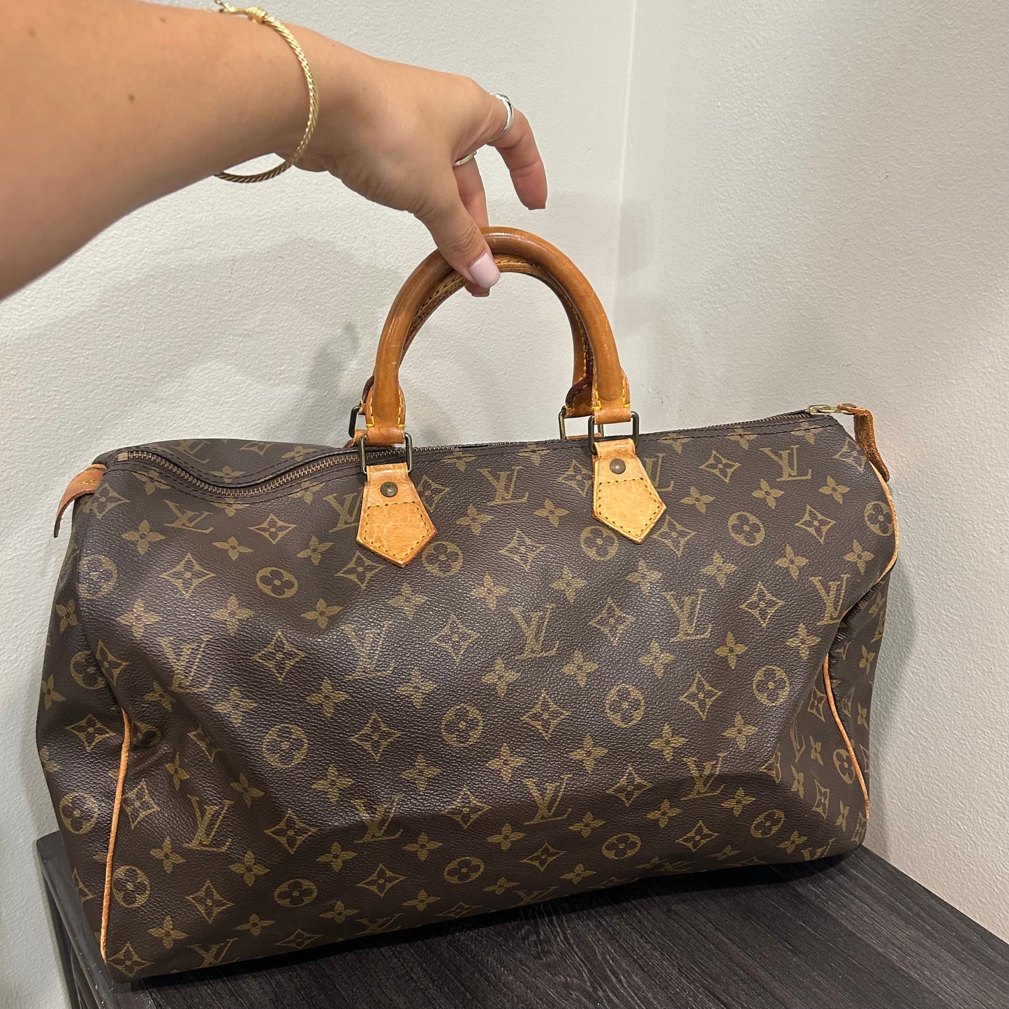 #204 LOUIS VUITTON Speedy 40