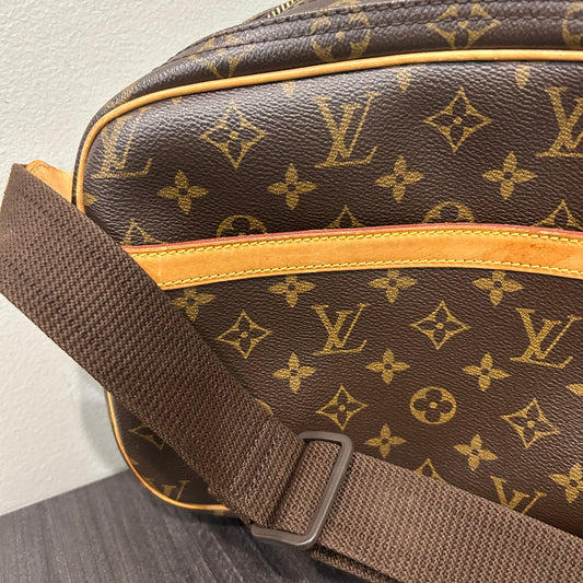 #414 LOUIS VUITTON Reporter PM