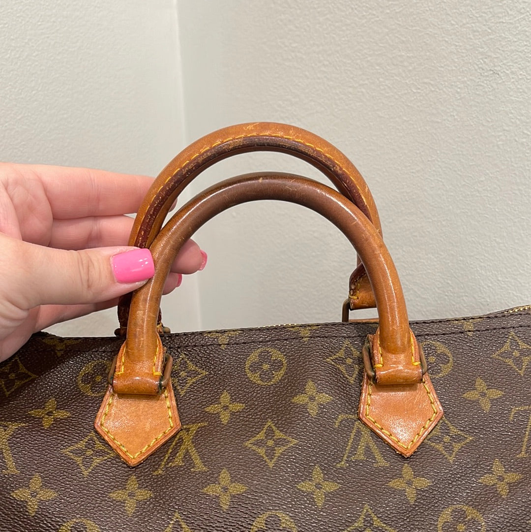 SOLD! Louis Vuitton Monogram Speedy 30