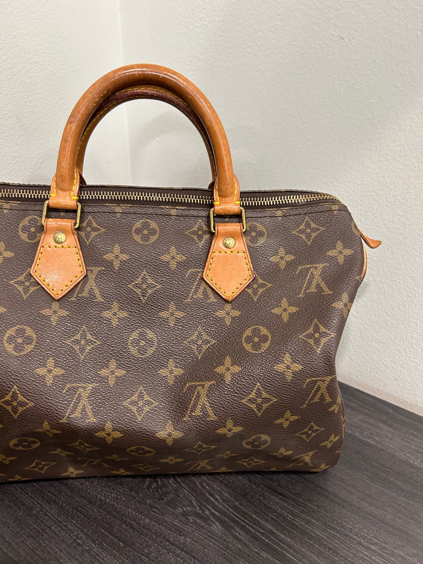 SOLD! Louis Vuitton Monogram Speedy 30