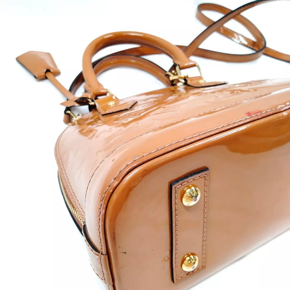 Louis Vuitton Vernis Alma BB