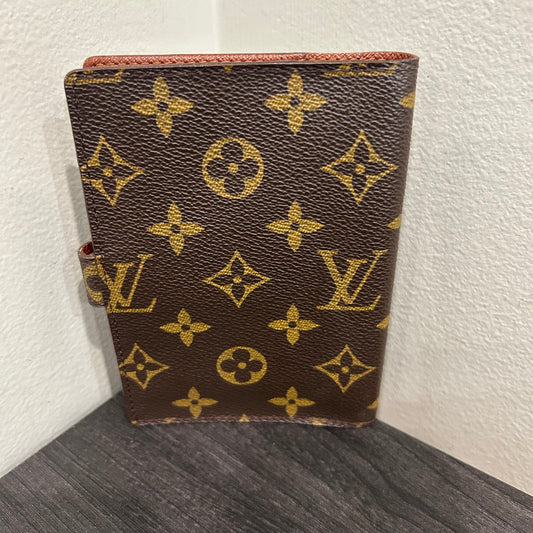 1005 LOUIS VUITTON Agenda PM MSRP $505