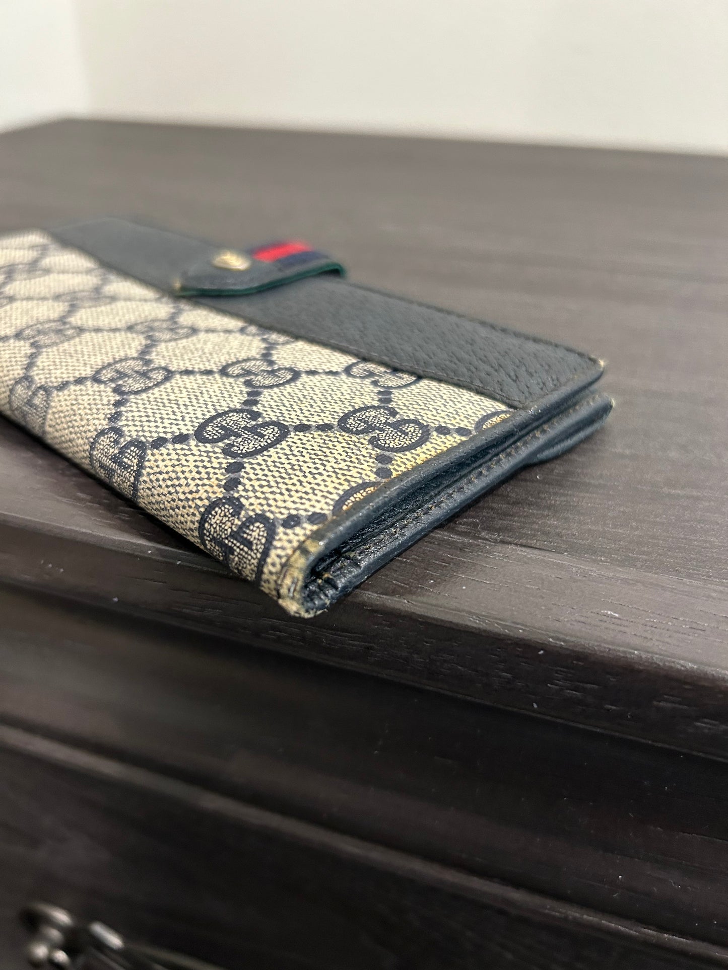 SOLD! Gucci Vintage Wallet