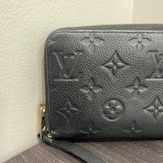 SOLD! Louis Vuitton Empreinte Zippy Wallet