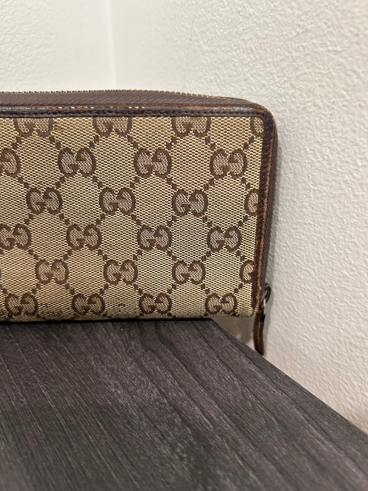 SOLD! Gucci GG Wallet