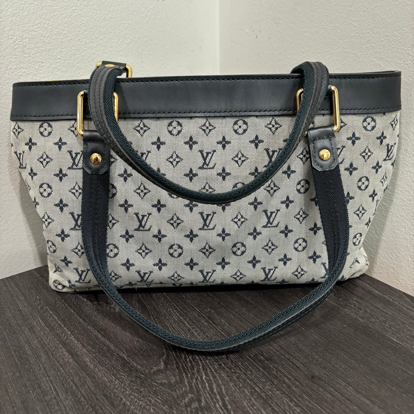 #322 LOUIS VUITTON Minilin Lucille PM