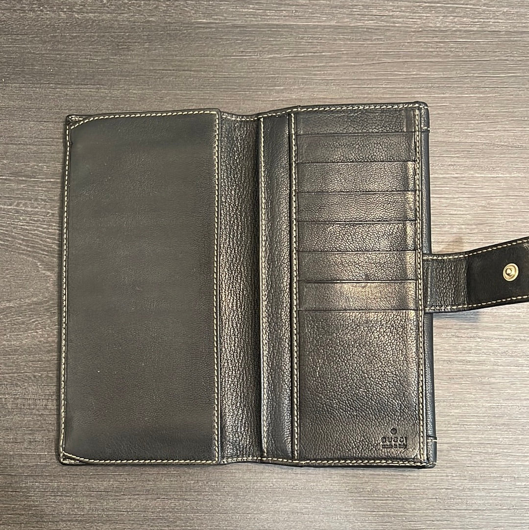 SOLD! Gucci Leather Wallet