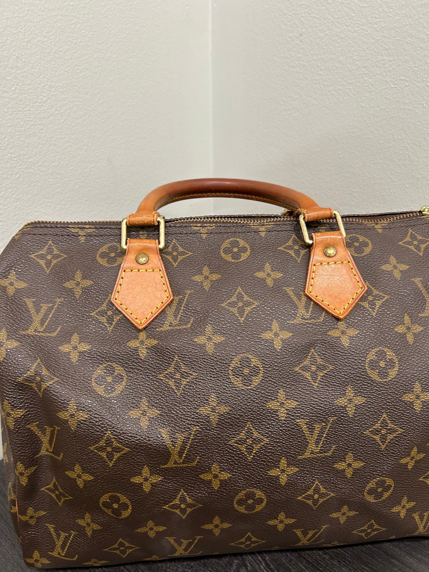 SOLD! Louis Vuitton Monogram Speedy 30
