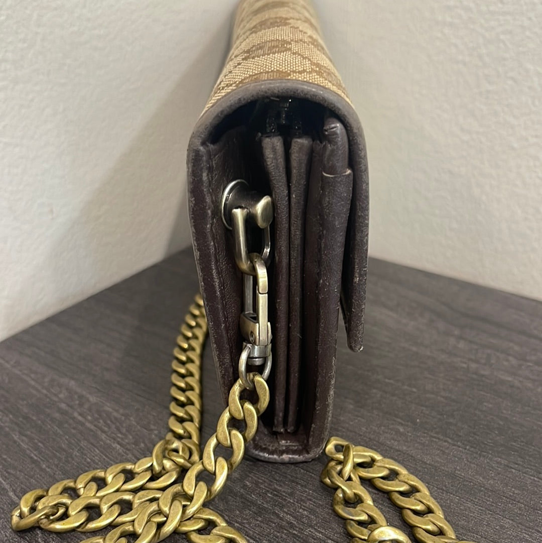 SOLD! Gucci GG Wallet on Chain