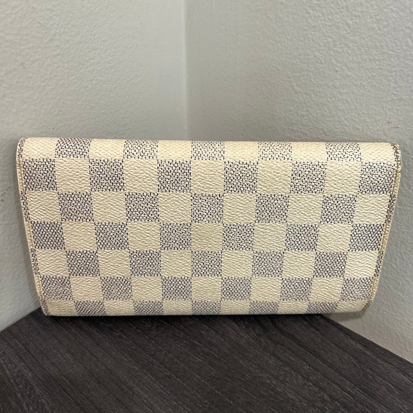 #211 LOUIS VUITTON Trifold Wallet