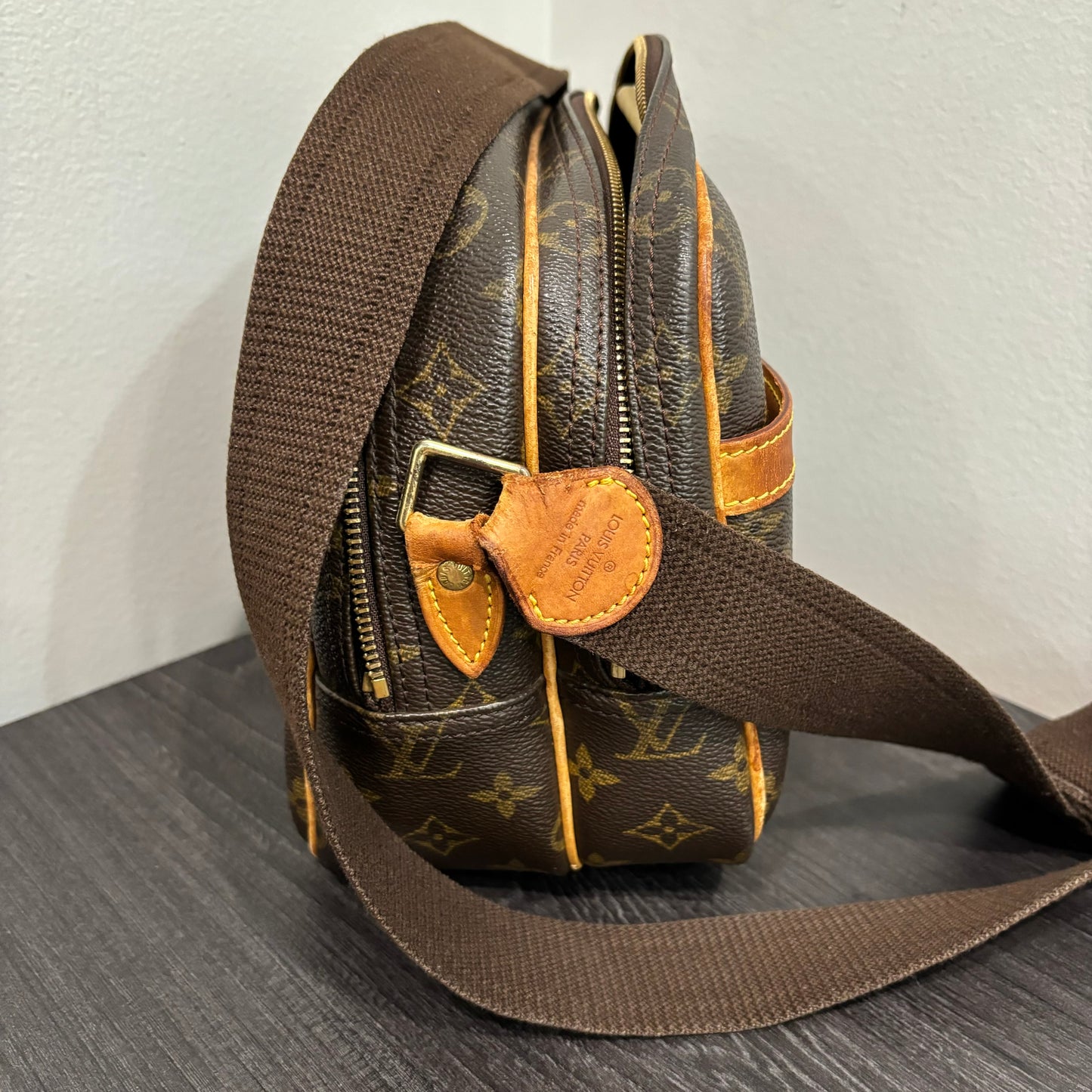 24 HOUR FLASH SALE #331 LOUIS VUITTON Reporter PM