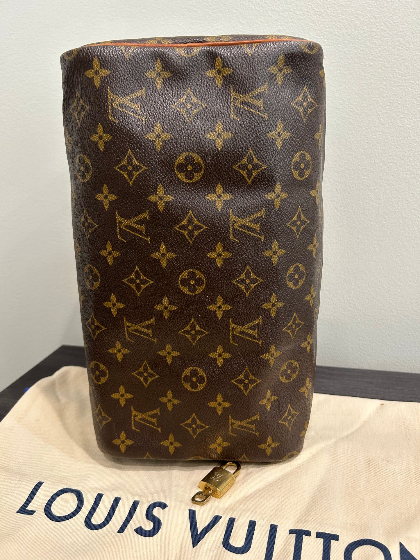 FRIDAY DEALš„ Louis Vuitton Monogram Speedy 30 *Extra 50% Off for Subscribers*