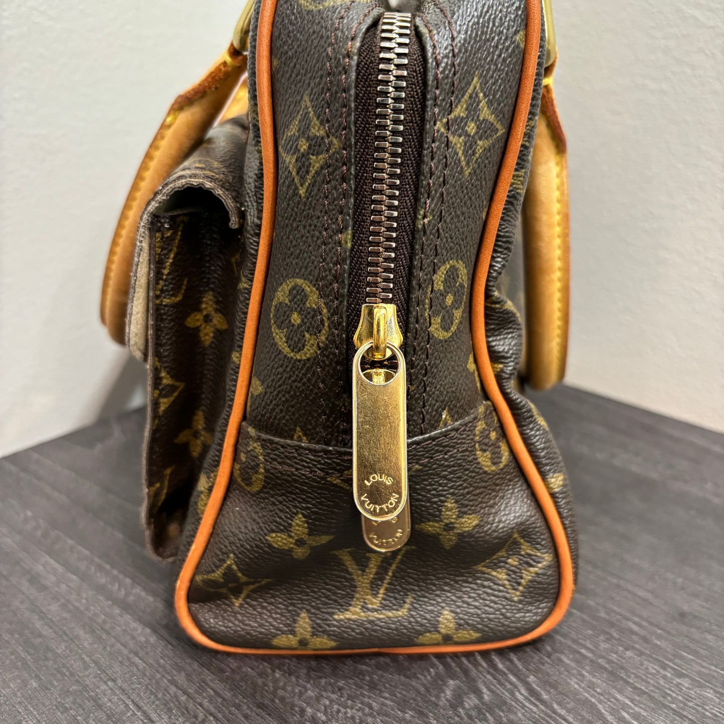 24 HOUR FLASH SALE #307 LOUIS VUITTON Manhattan PM