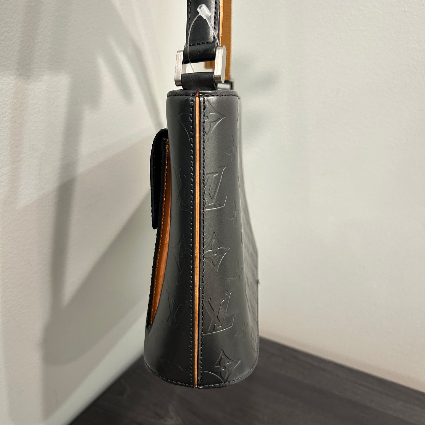 #503 LOUIS VUITTON Alston Matt Vernis