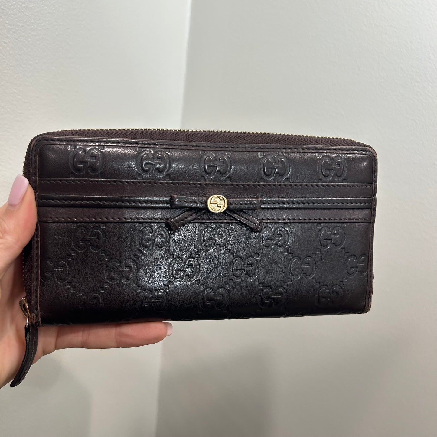 CLEARANCE #205 GUCCI Guccissima Zip Wallet