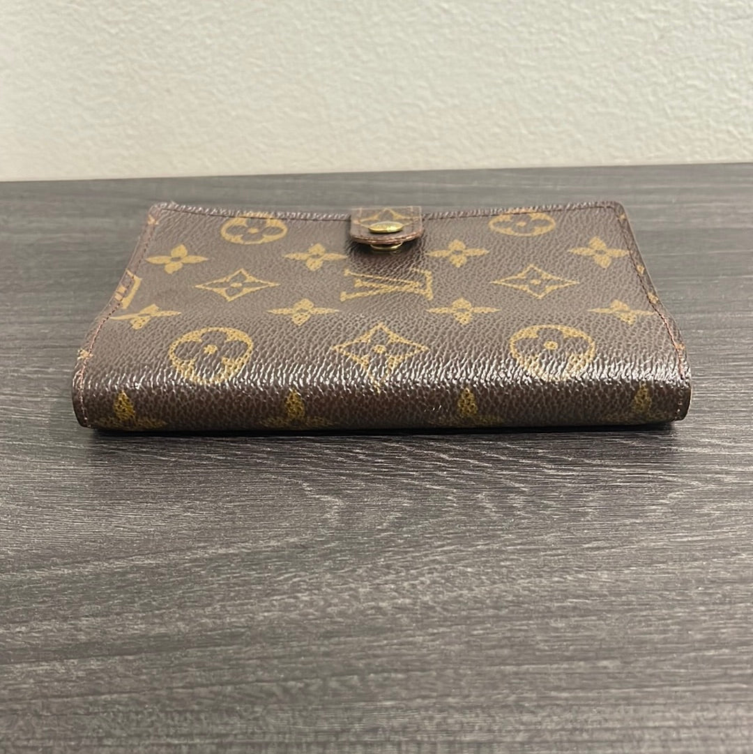 SOLD! Louis Vuitton Agenda PM