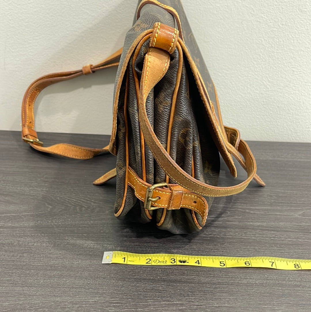 SOLD! Louis Vuitton Monogram Saumur 30