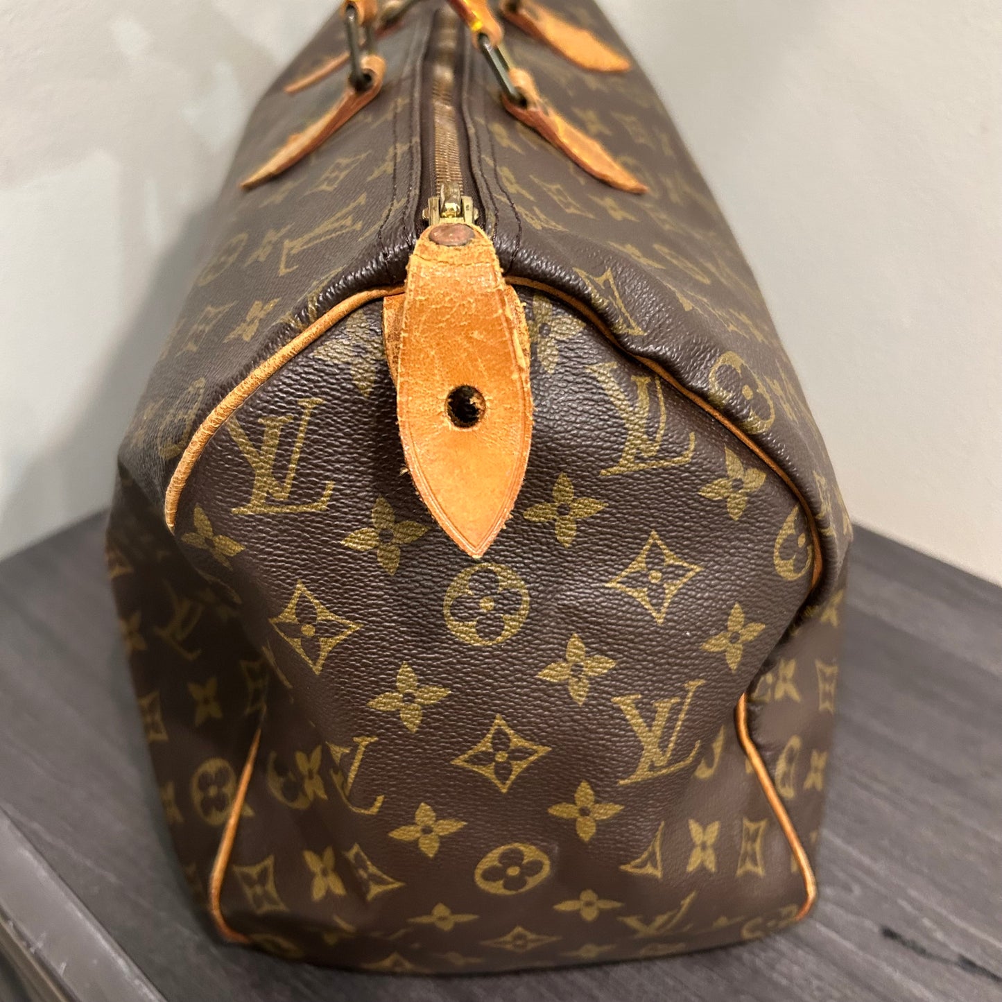 #204 LOUIS VUITTON Speedy 40