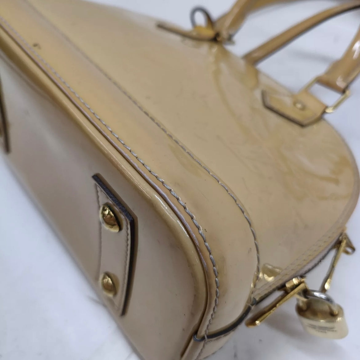 Louis Vuitton Vernis Alma BB