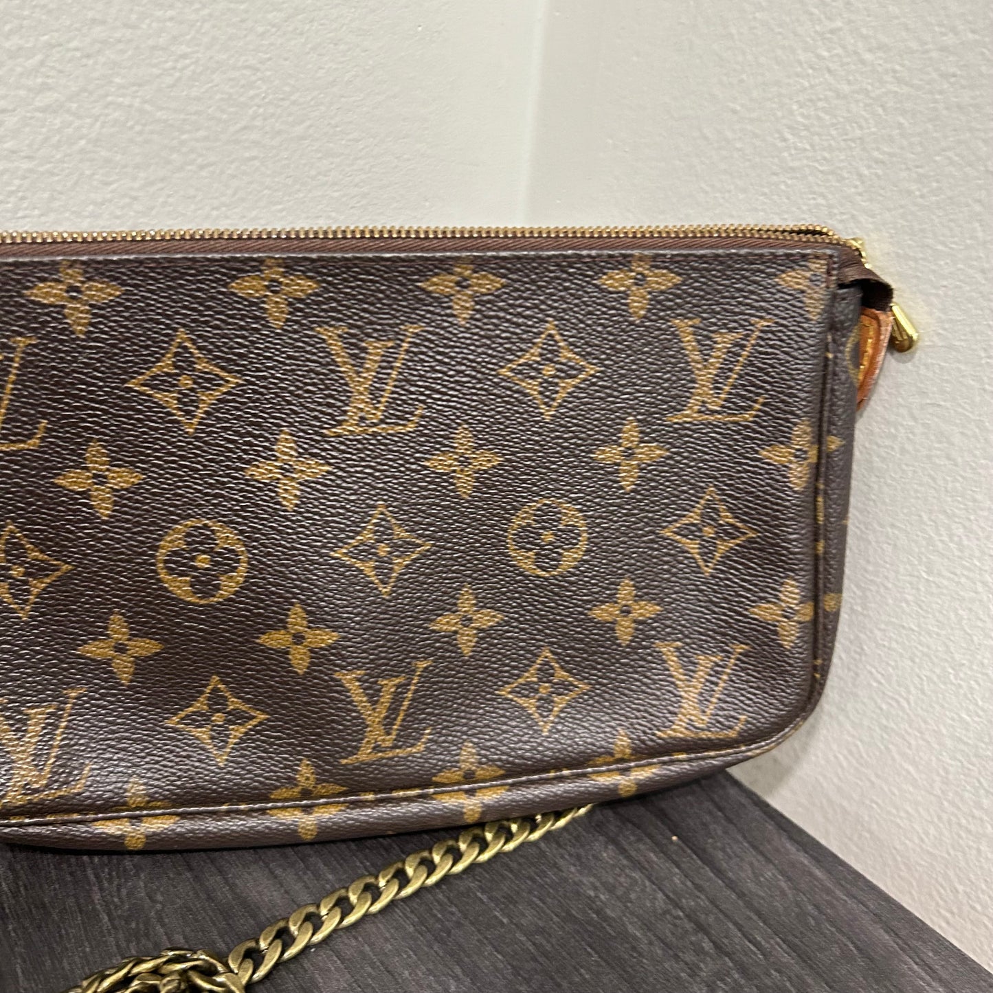 Louis Vuitton Pochette
