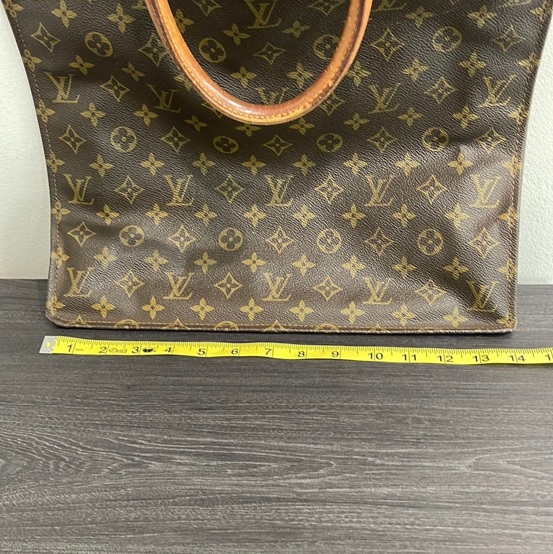 SOLD! Louis Vuitton Monogram Sac Plat